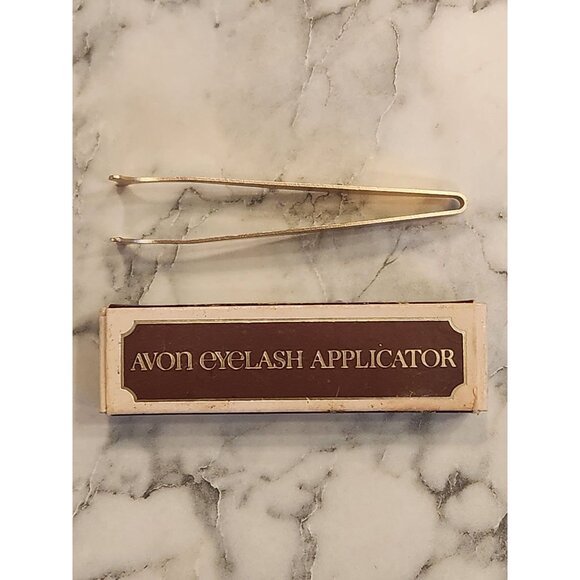 Vintage Avon Eyelash Applicator Gold Tone With Original Box - Picture 3 of 3